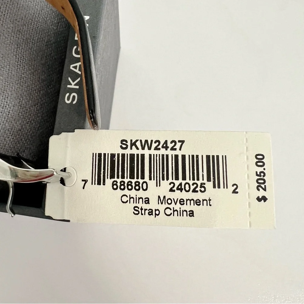 Skagen Women's Gitte Chronograph Black Leather Strap Watch - Picture 16 of 17